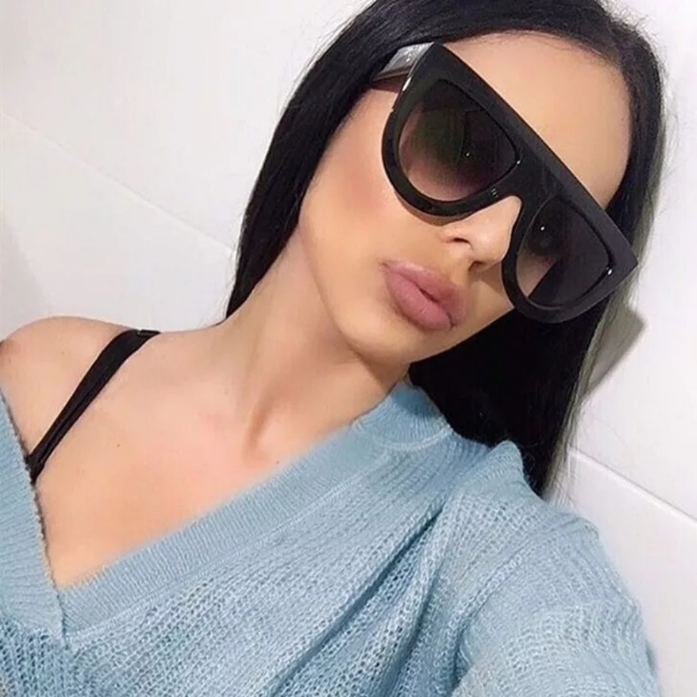 New Black Flat Oversized Sunglasses. - Picture 4 of 8